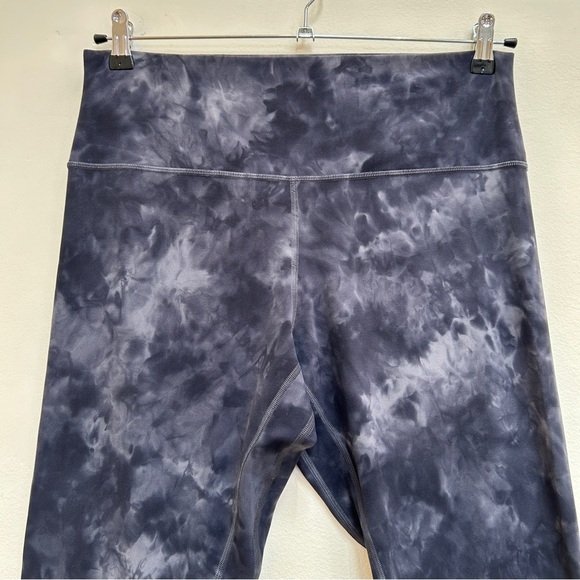 Lululemon Align High-Rise Pant 25" Leggings in Diamond Dye Pitch Grey, Size 14 - Picture 6 of 14